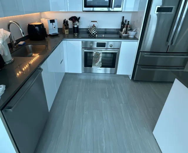 High-rise condo kitchen typical of Brickell after an Ire Cleaning Services apartment cleaning